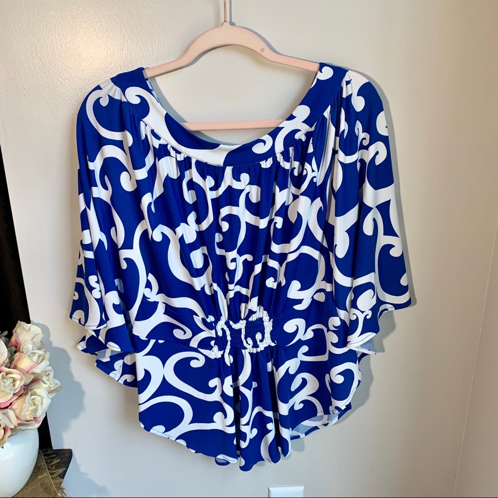 THEME Blue and White Drape Batwing Sleeve Blouse - Picture 3 of 16